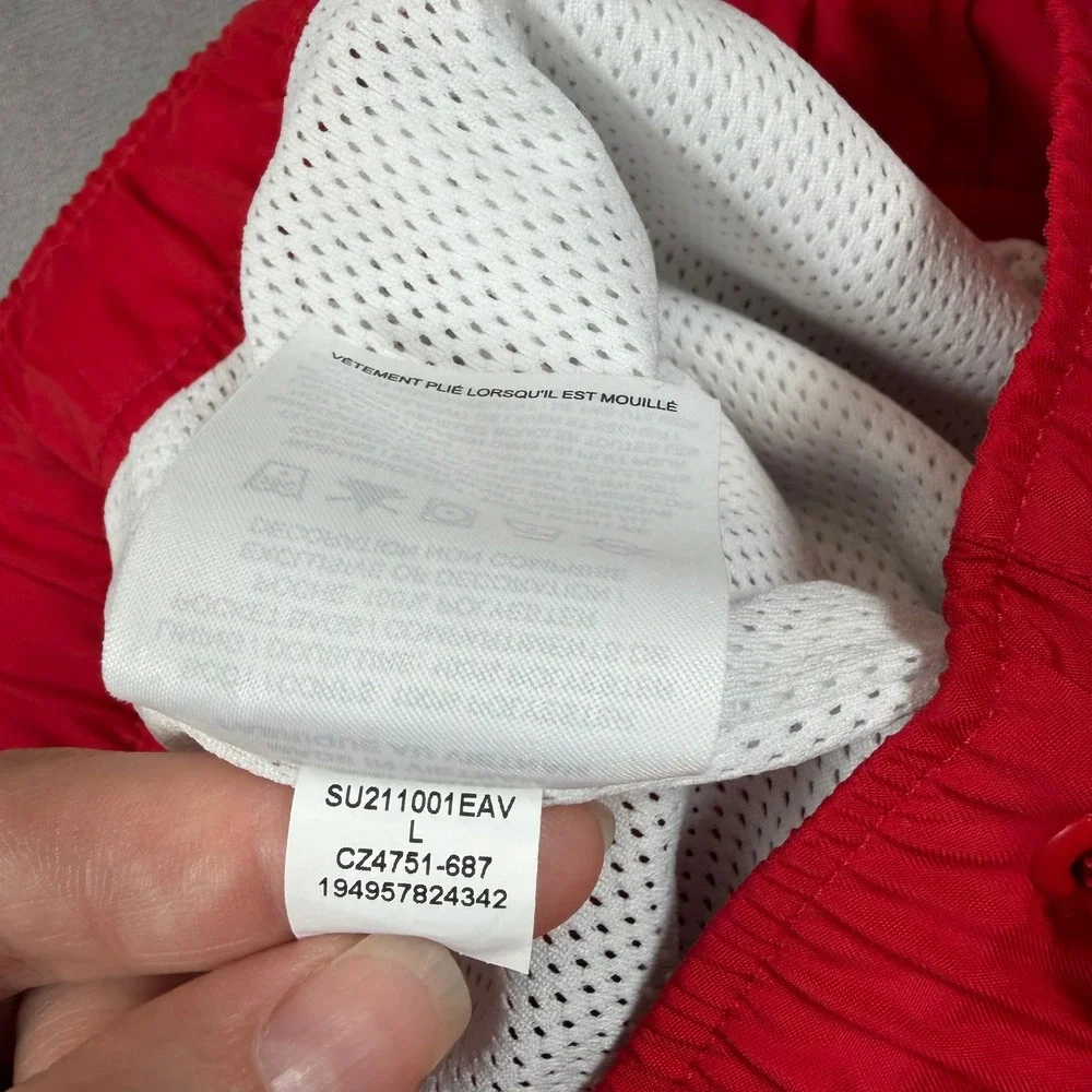 Jordan Essentials Men Large Red Poolside Nylon Mesh Lined Shorts CZ4751-687 Cas.